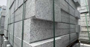 蚌埠芝麻白路牙石 马路牙子